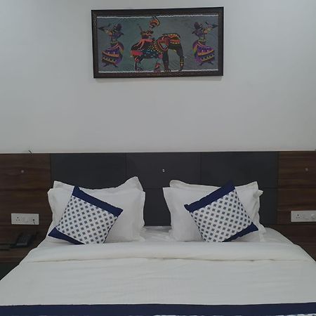 Hotel Kds Residency Greater Noida Zewnętrze zdjęcie