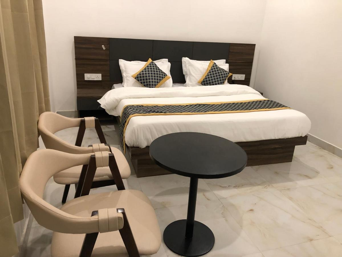 Hotel Kds Residency Greater Noida Zewnętrze zdjęcie