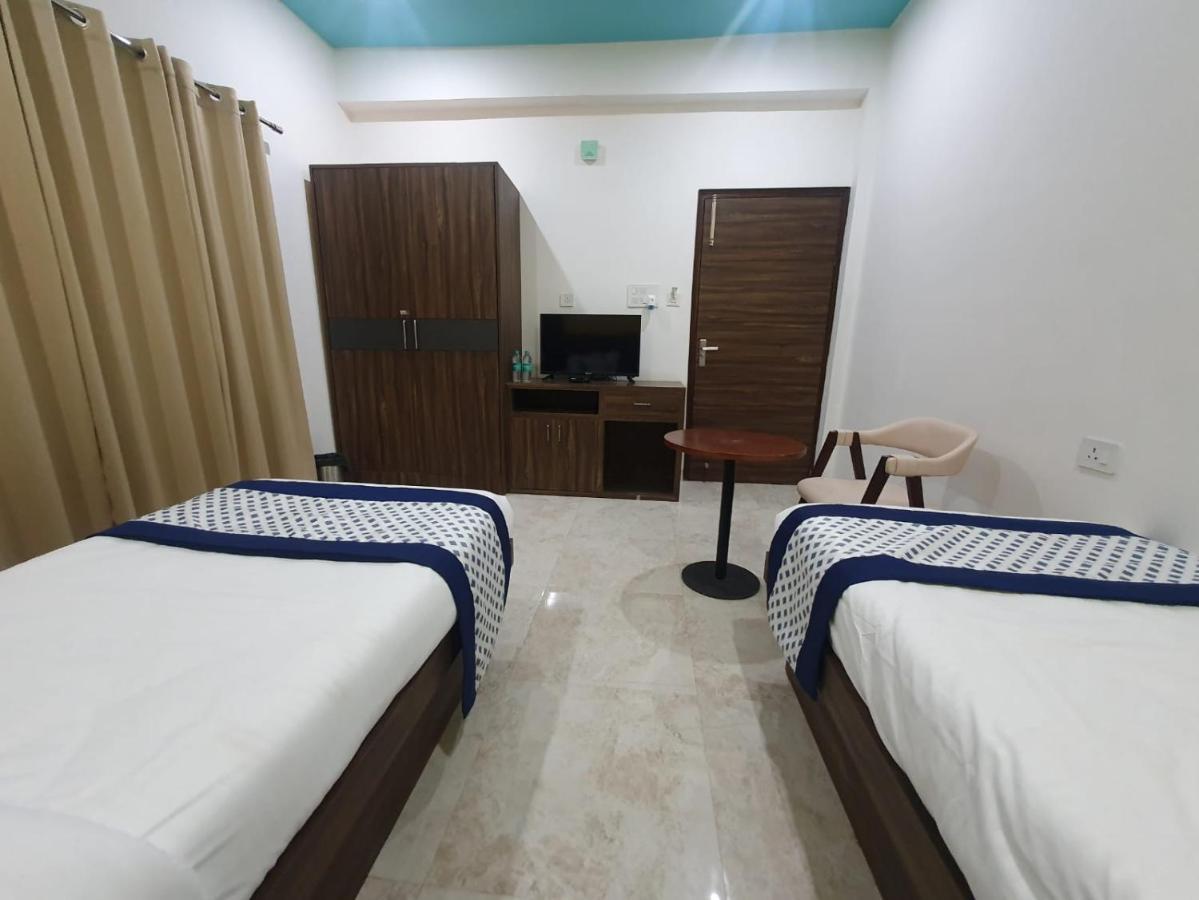 Hotel Kds Residency Greater Noida Zewnętrze zdjęcie
