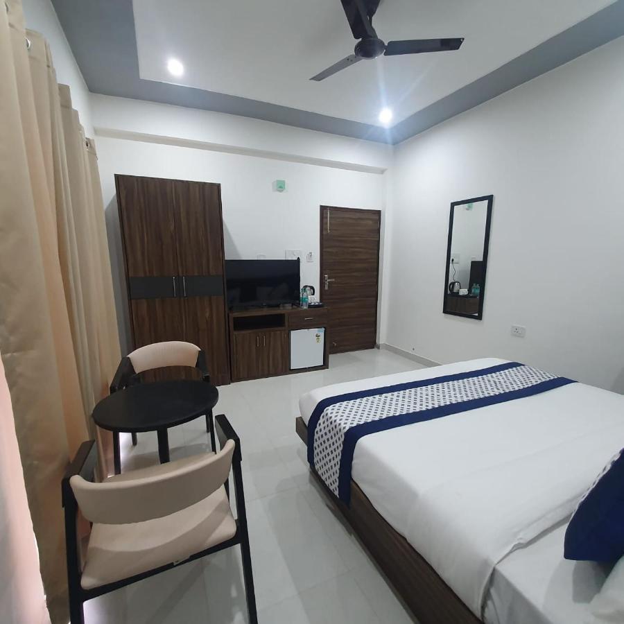 Hotel Kds Residency Greater Noida Zewnętrze zdjęcie